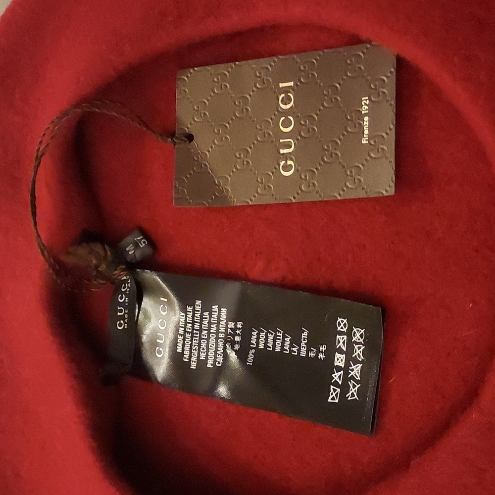 Gucci Scarlet Wool Accessory